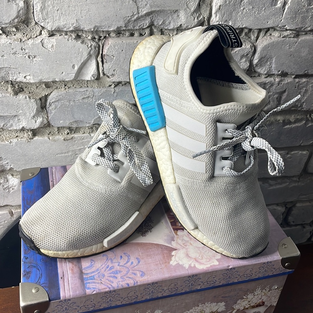adidas nmd r1 cream / sand boost size 7 W or 5 M